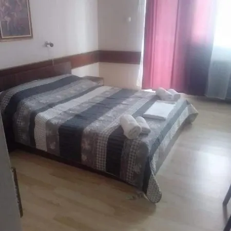 Restoran Sa Prenocistem Πανσιόν